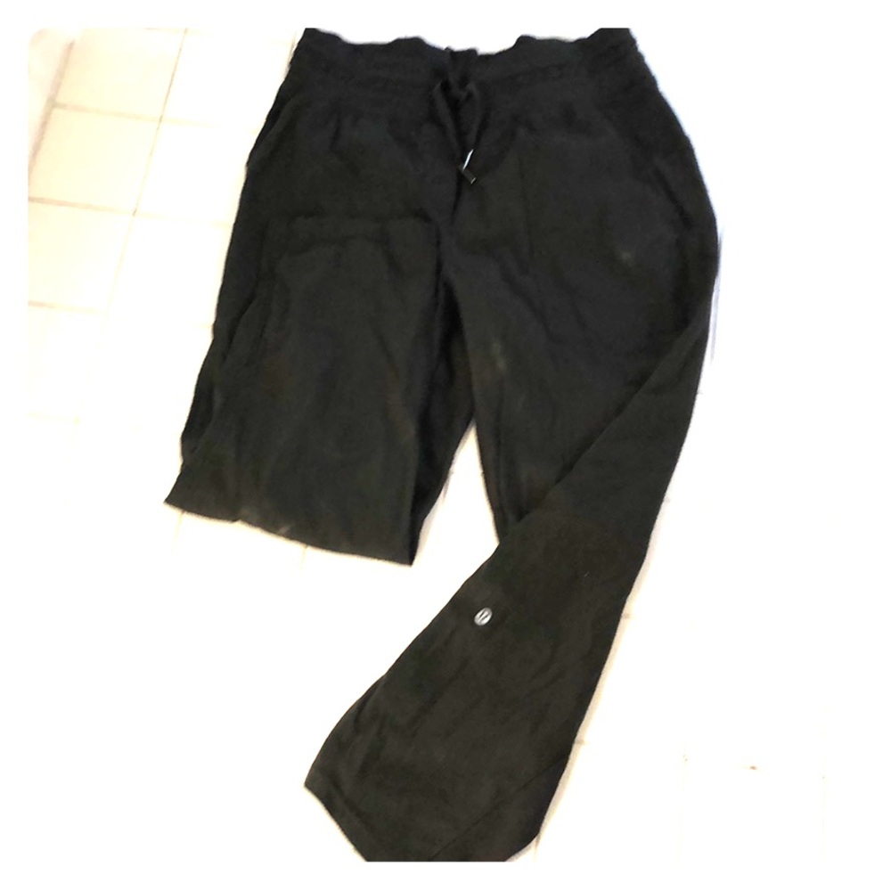 Lululemon dance studio crop in OLIVE